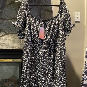 CHRISTMAS SALE - Beautiful - NWT-aBloom Chic Black/White Flower Dress - Size 26
